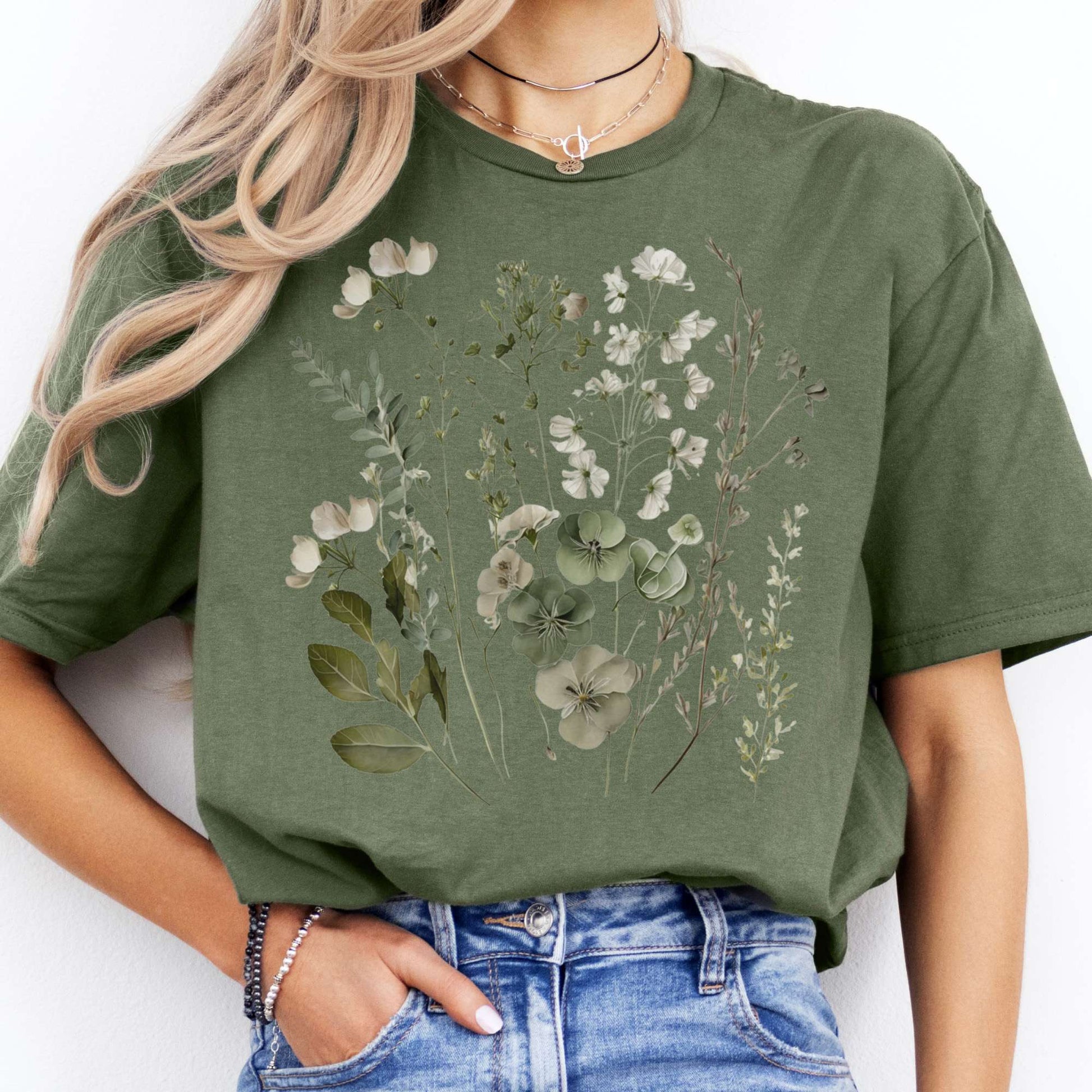 T-Shirt Sage and White Wildflower T-Shirt The Mystic Eden