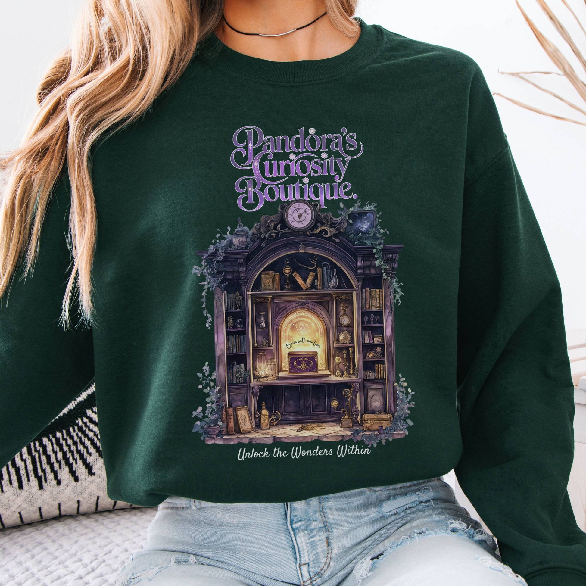 Sweatshirt Pandora's Curiosity Boutique Sweatshirt The Mystic Eden