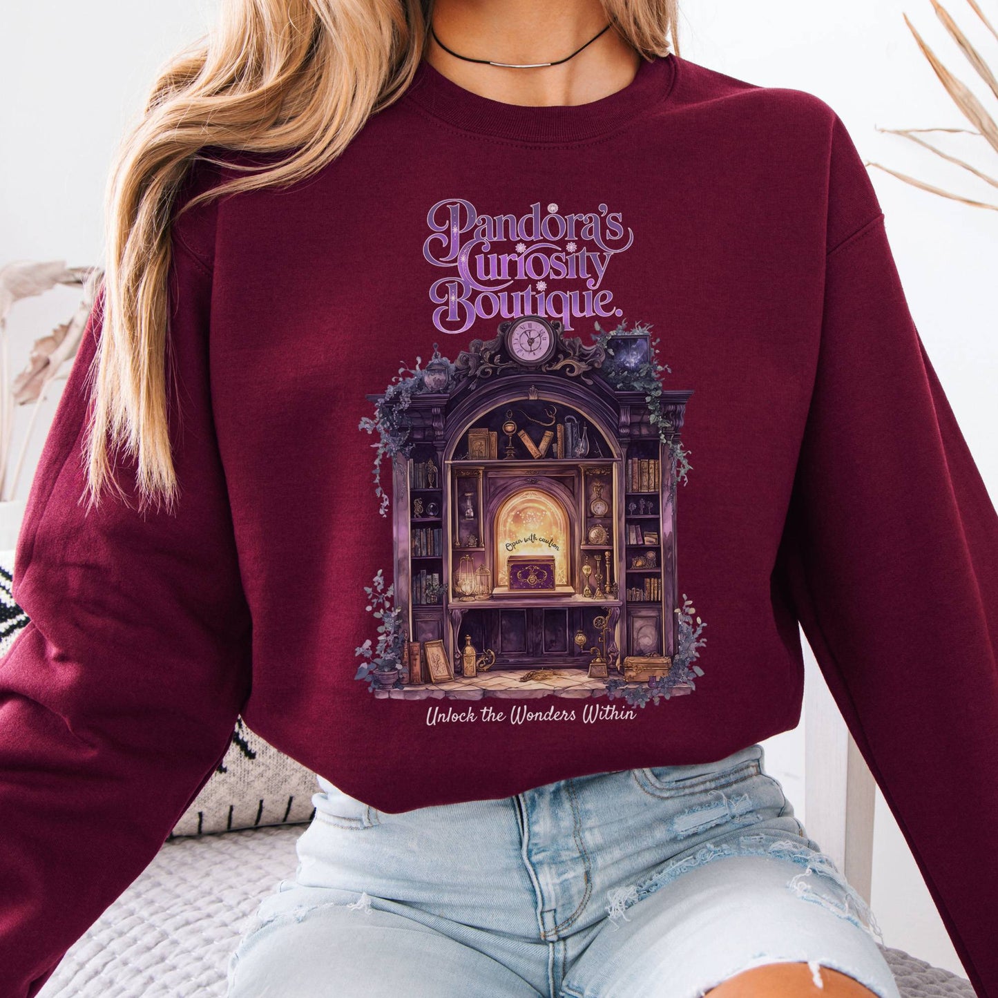 Sweatshirt Pandora's Curiosity Boutique Sweatshirt The Mystic Eden
