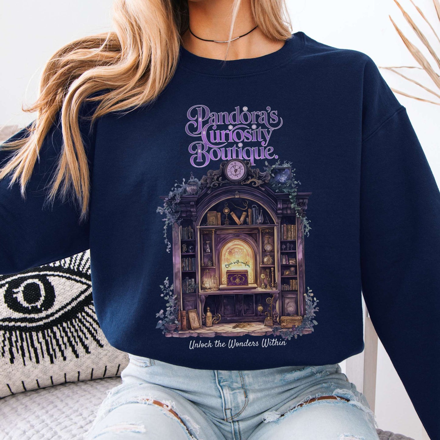 Sweatshirt Pandora's Curiosity Boutique Sweatshirt The Mystic Eden