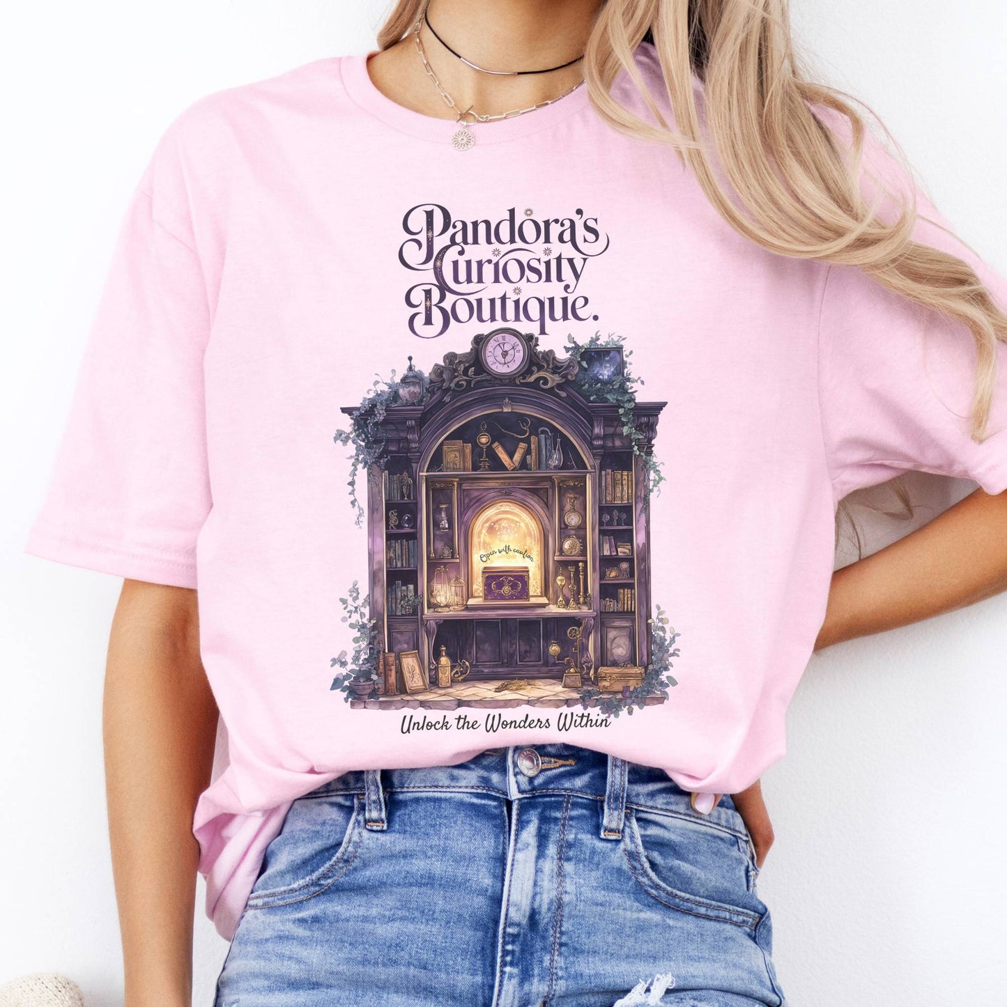 T-Shirts Pandora's Curiosity Boutique T-Shirt The Mystic Eden