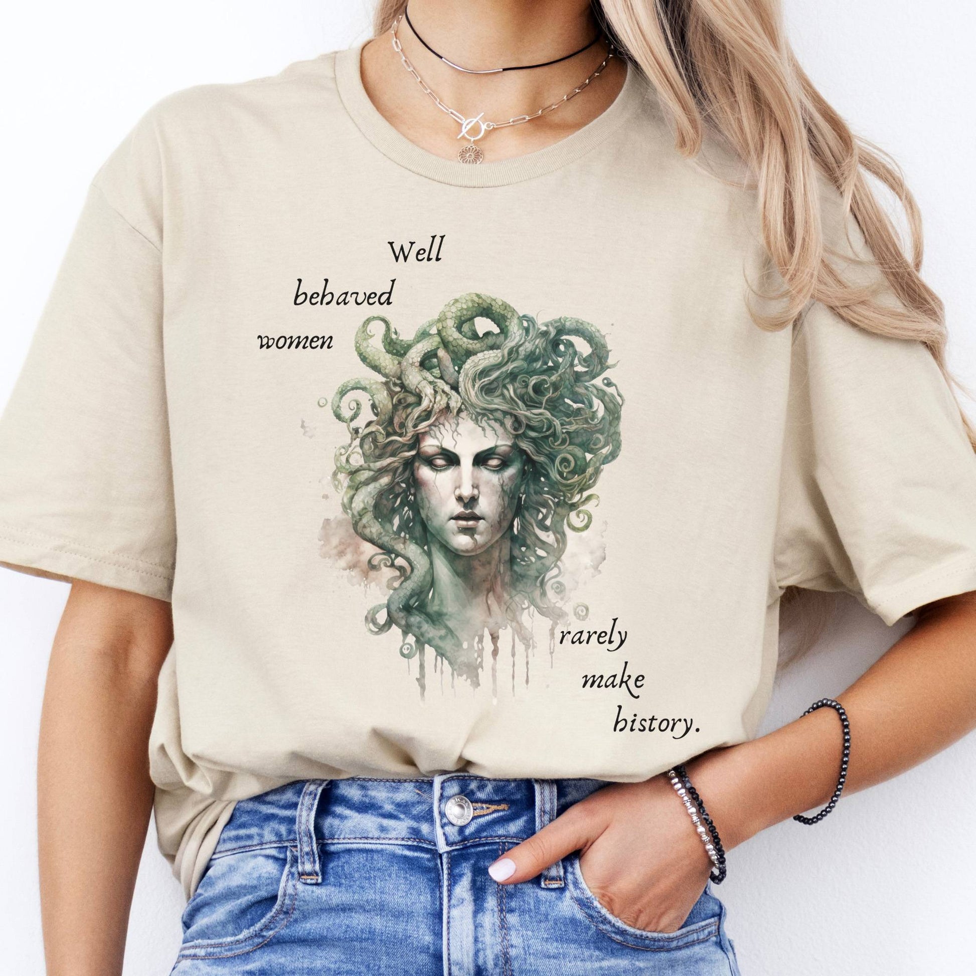 T-Shirt Well Behaved Women Rarely Make History Medusa T-Shirt The Mystic Eden