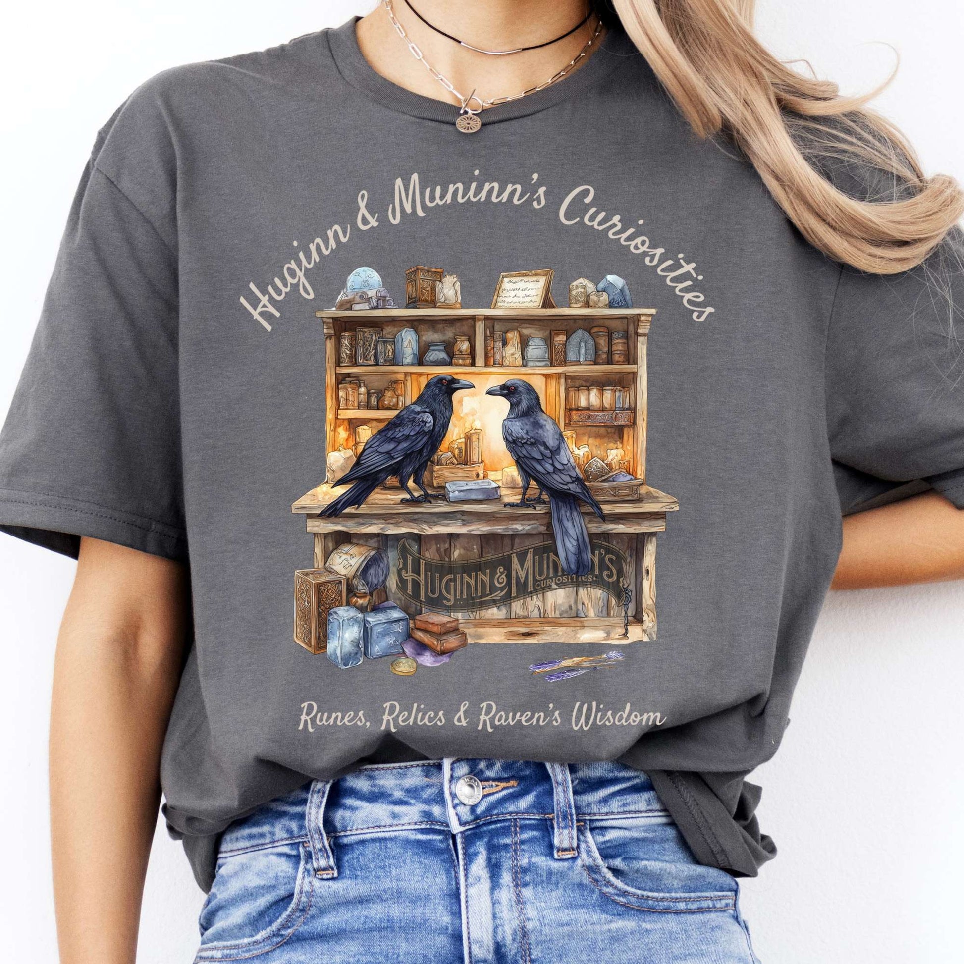 T-Shirt Huginn and Muninn's Curiosities Norse Mythology T-Shirt The Mystic Eden