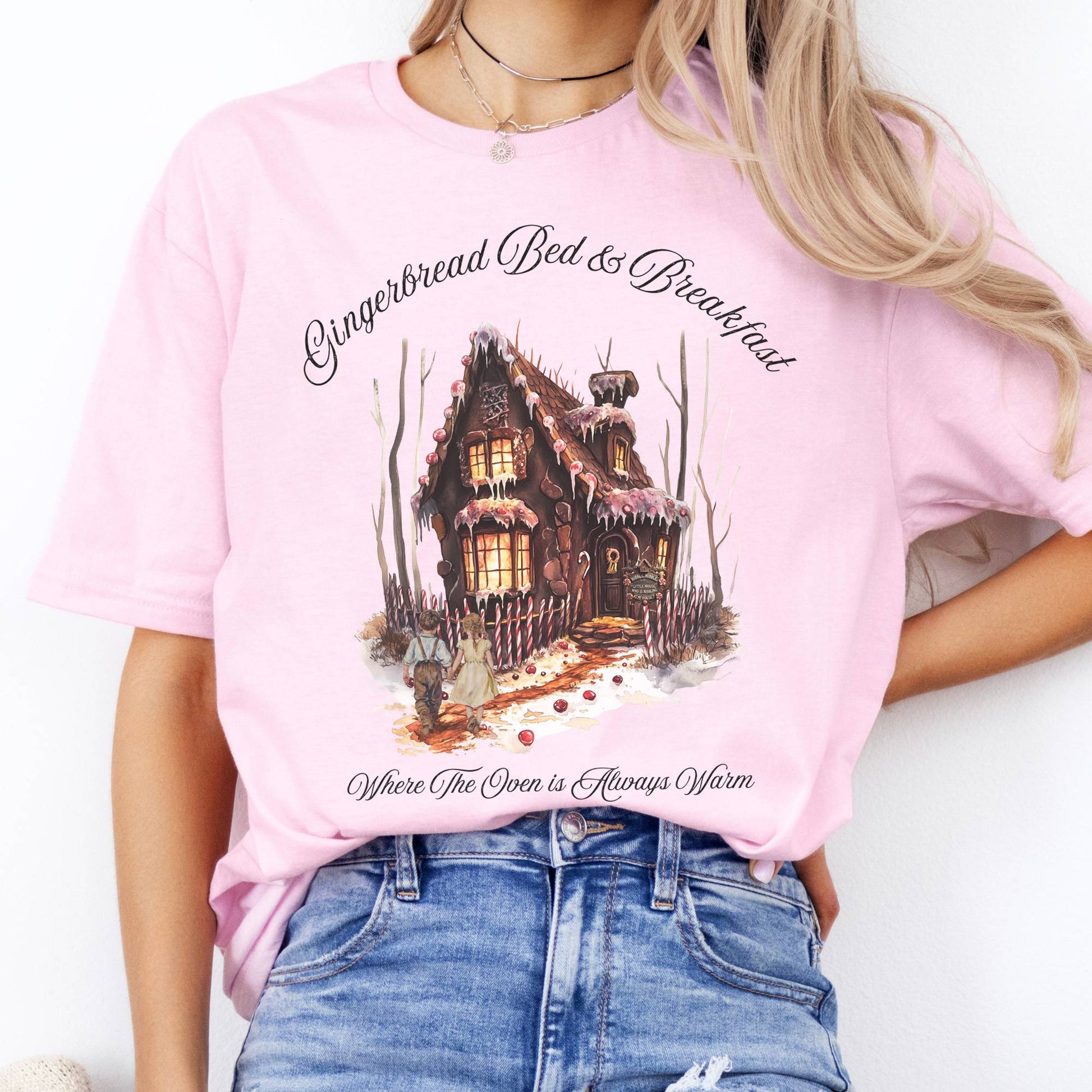 T-Shirts Gingerbread Bed & Breakfast Fairytale Halloween T-Shirt The Mystic Eden