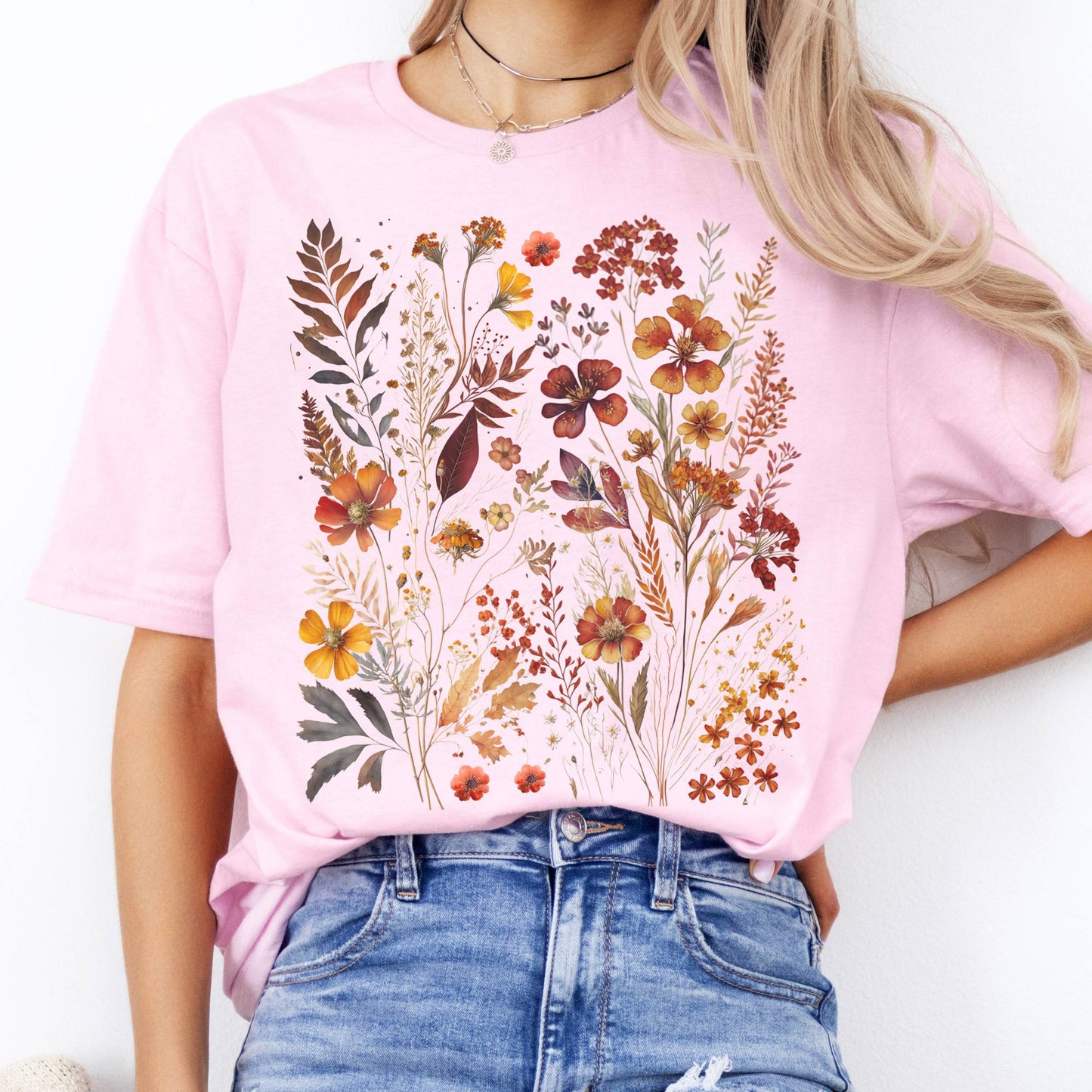 T-Shirt Autumn Cottagecore Wildflowers T-Shirt The Mystic Eden