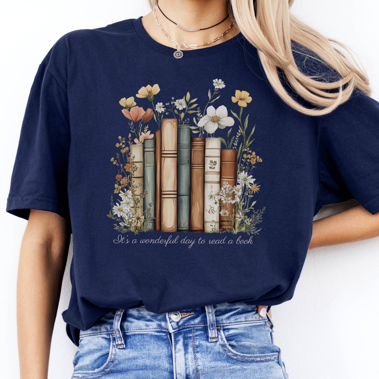 T-Shirt It's A Wonderful Day To Read A Book T-Shirt The Mystic Eden