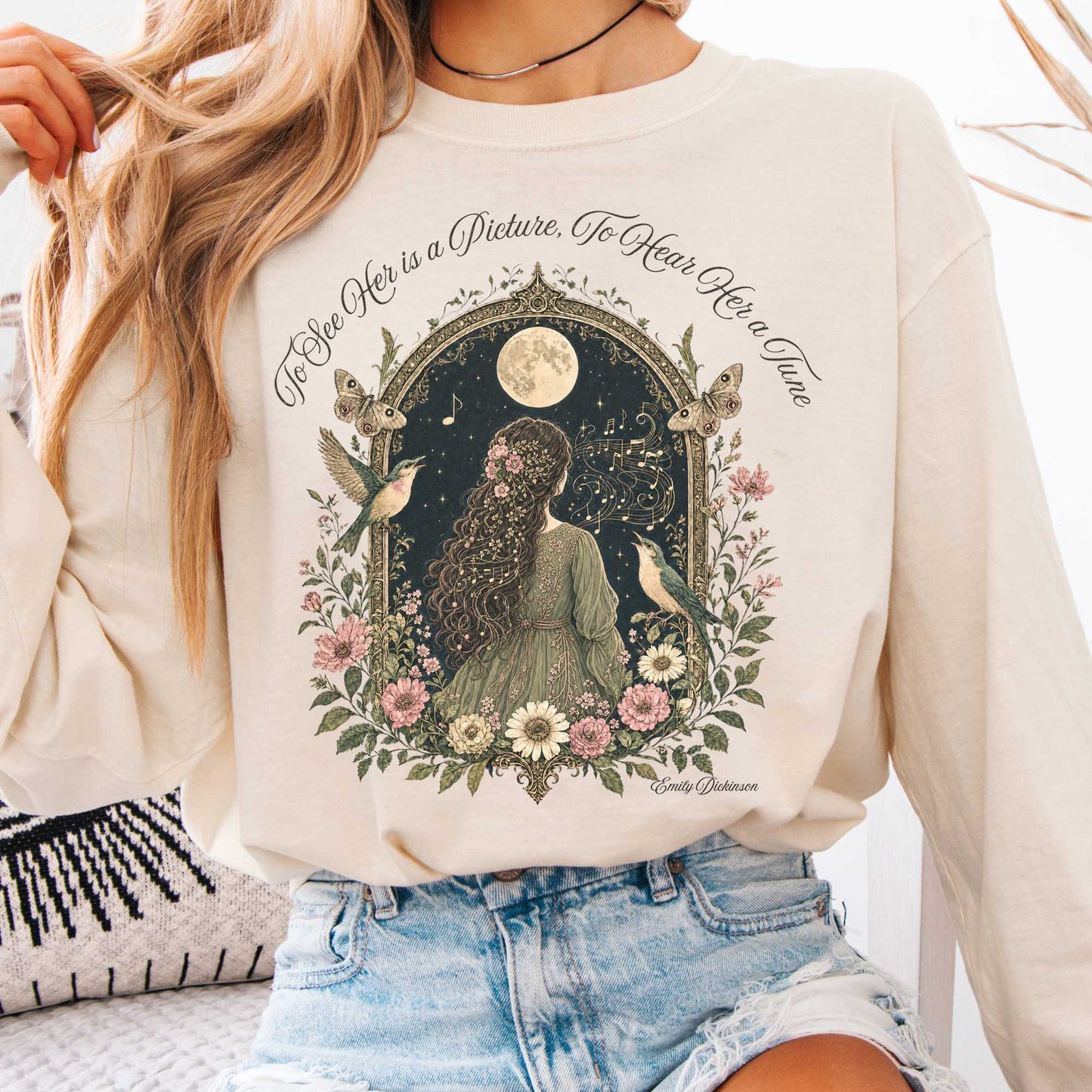 Long-sleeve Ivory / S To See Her Is a Picture, To Hear Her a Tune Dickinson Long Sleeve The Mystic Eden