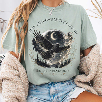 T-Shirt Bay / S Where Shadows Meet Starlight Raven T-Shirt The Mystic Eden