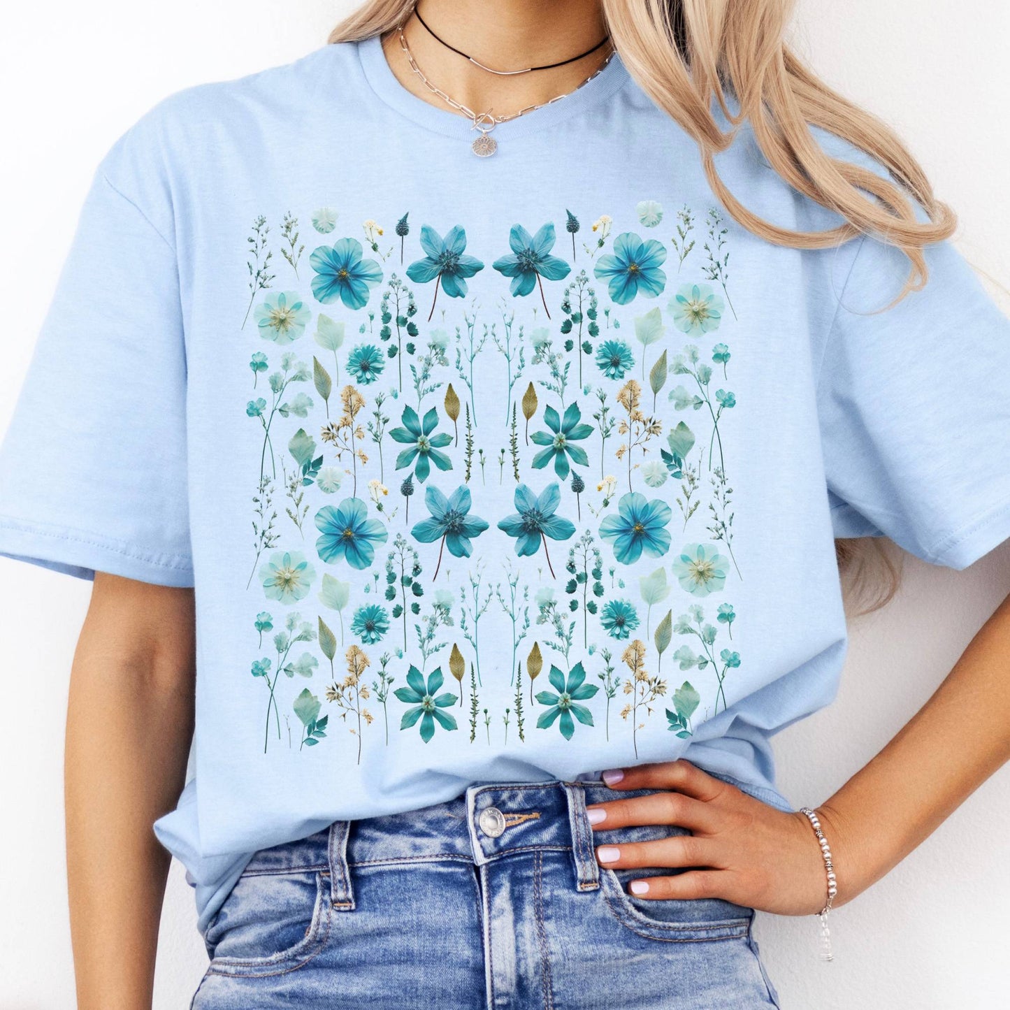 T-Shirt Turquoise Wildflower T-Shirt The Mystic Eden