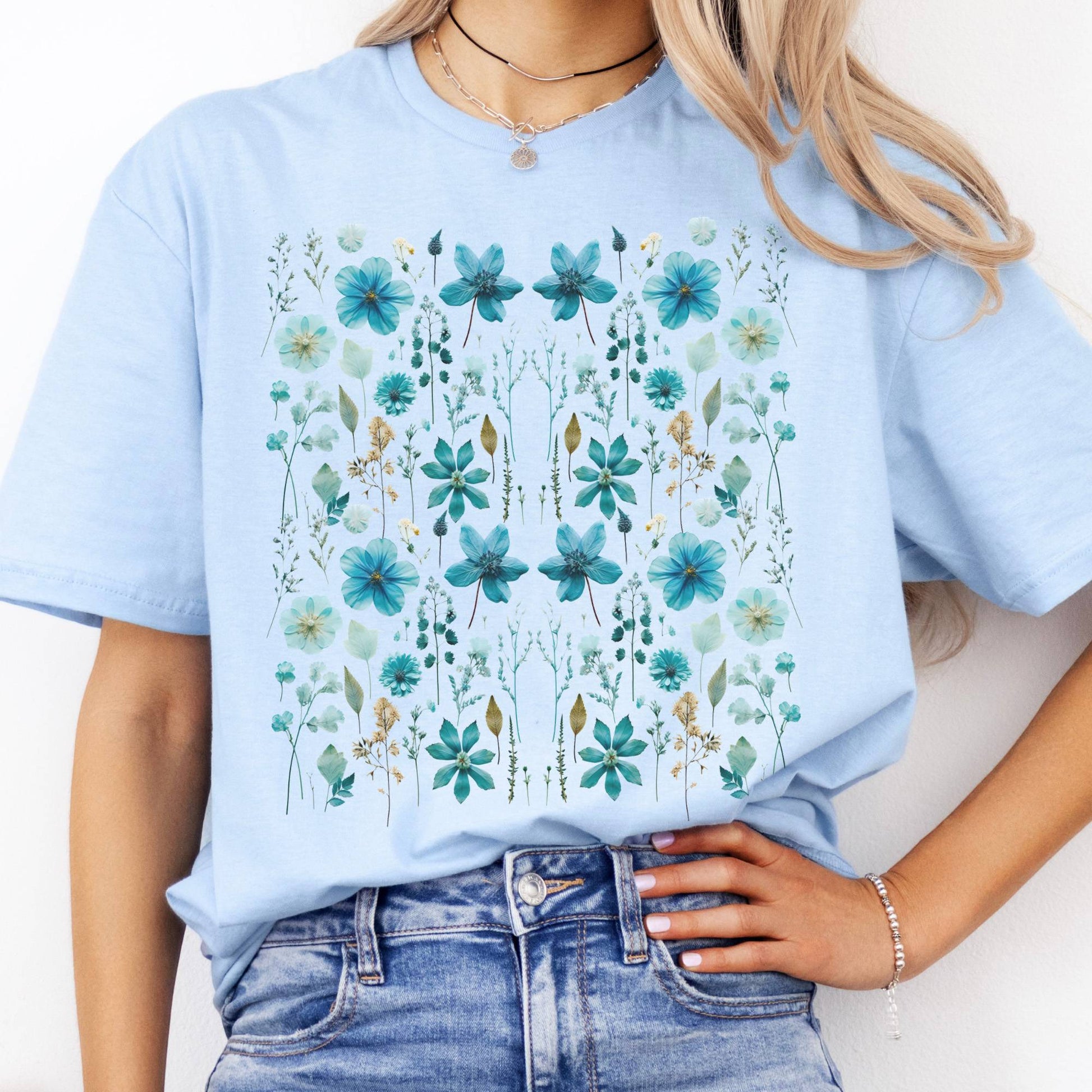 T-Shirt Turquoise Wildflower T-Shirt The Mystic Eden