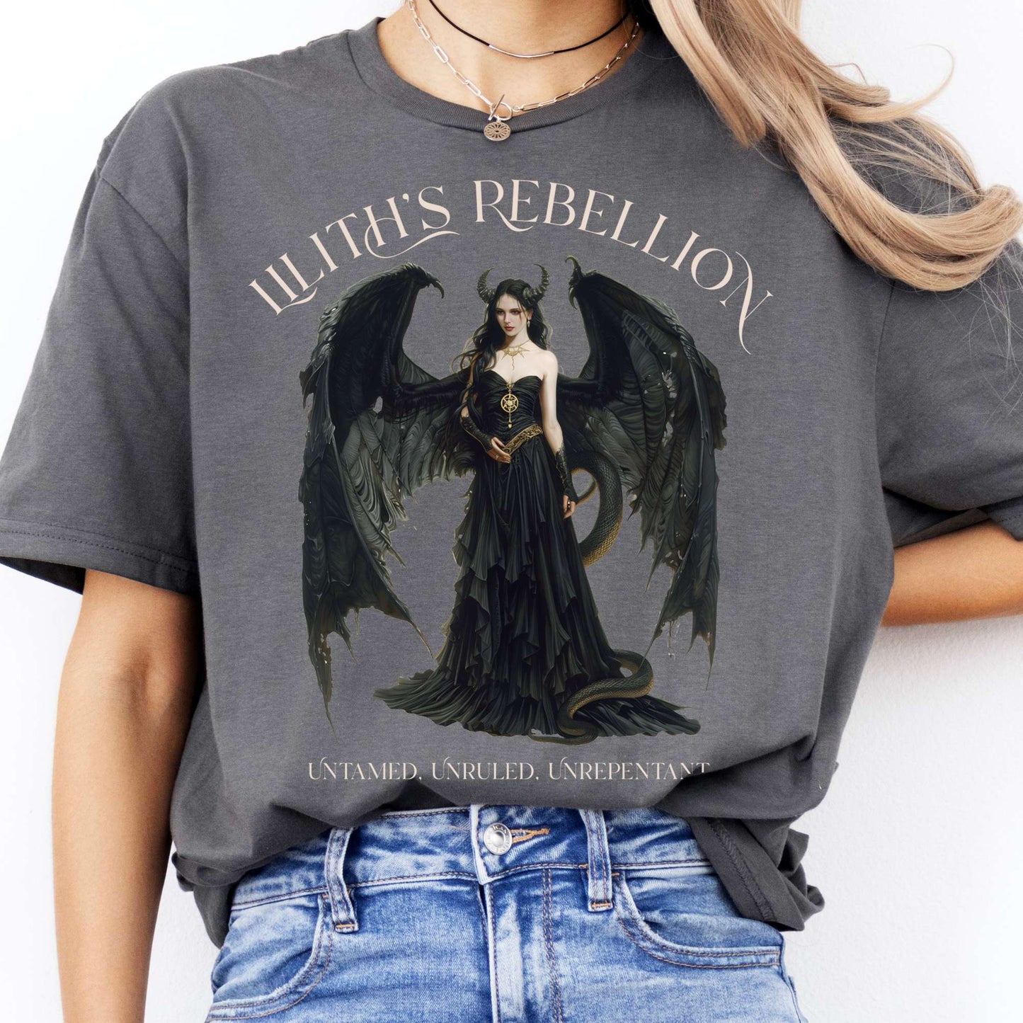 T-Shirt Lilith's Rebellion Mythology T-Shirt The Mystic Eden