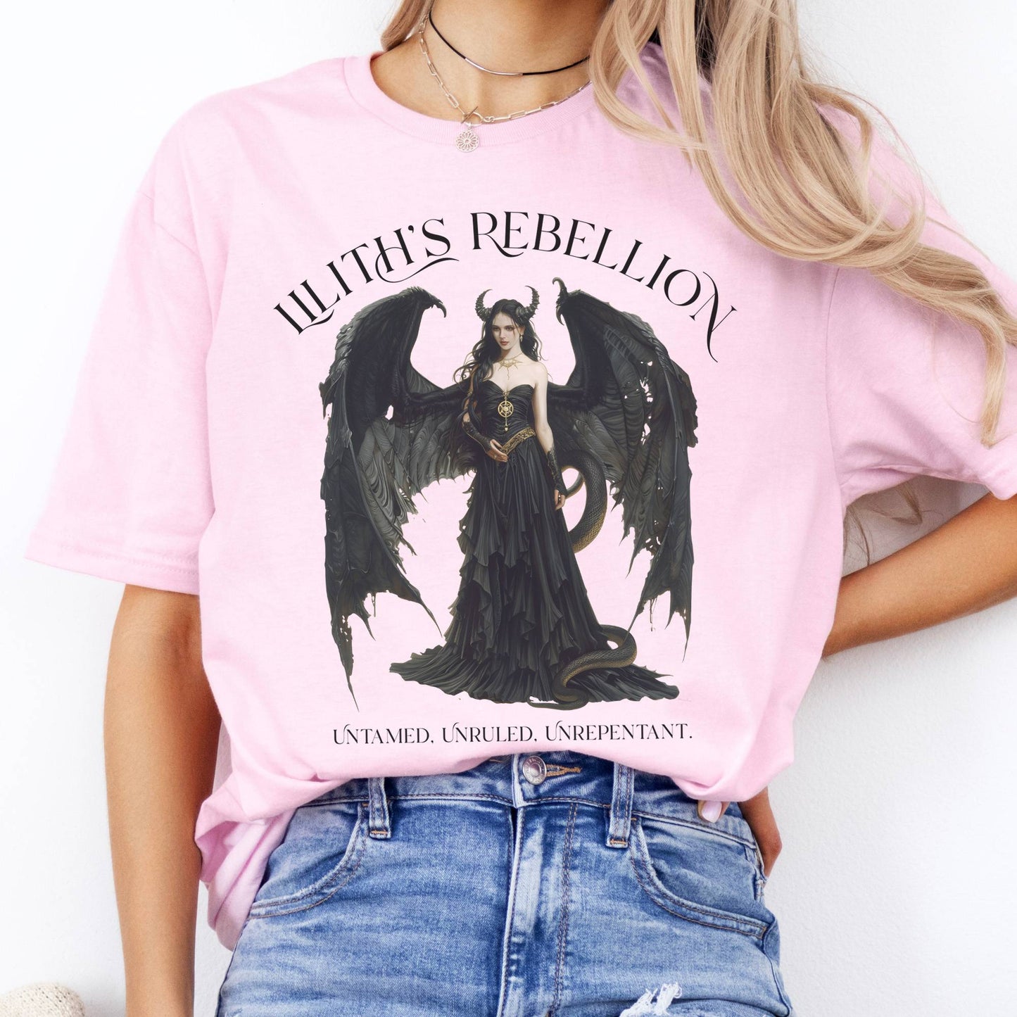 T-Shirt Lilith's Rebellion Mythology T-Shirt The Mystic Eden