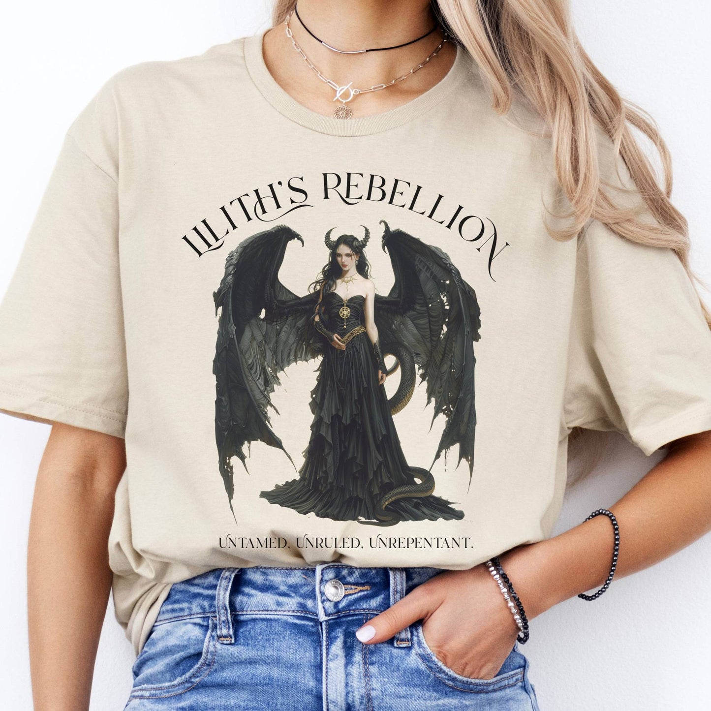 T-Shirt Lilith's Rebellion Mythology T-Shirt The Mystic Eden