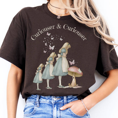 T-Shirt Curiouser and Curiouser Alice T-Shirt The Mystic Eden