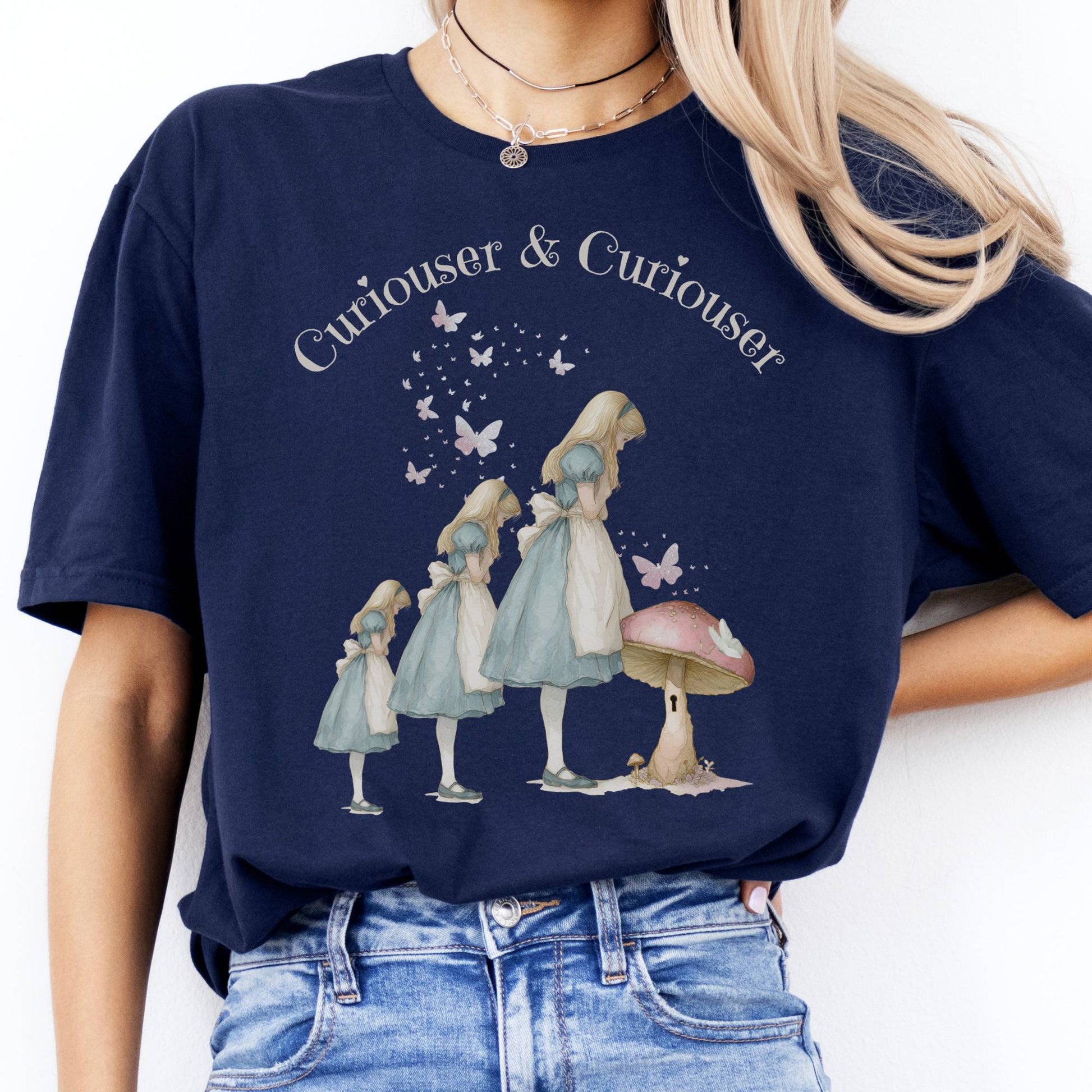 T-Shirt Curiouser and Curiouser Alice T-Shirt The Mystic Eden