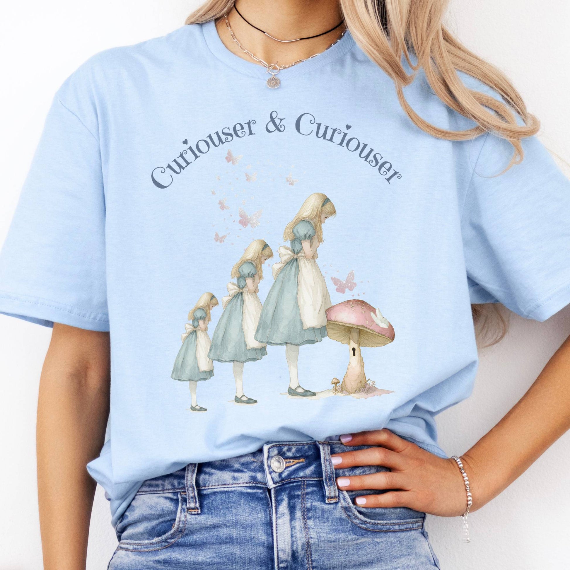 T-Shirt Curiouser and Curiouser Alice T-Shirt The Mystic Eden