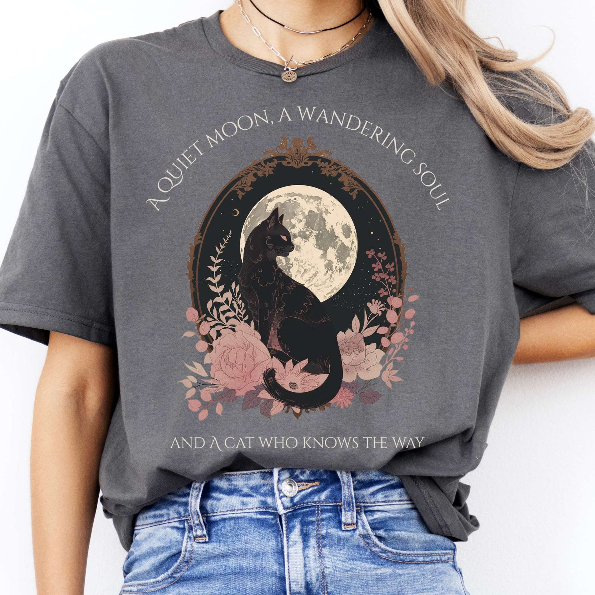 T-Shirt The Cat Who Knows The Way Poetry T-Shirt The Mystic Eden