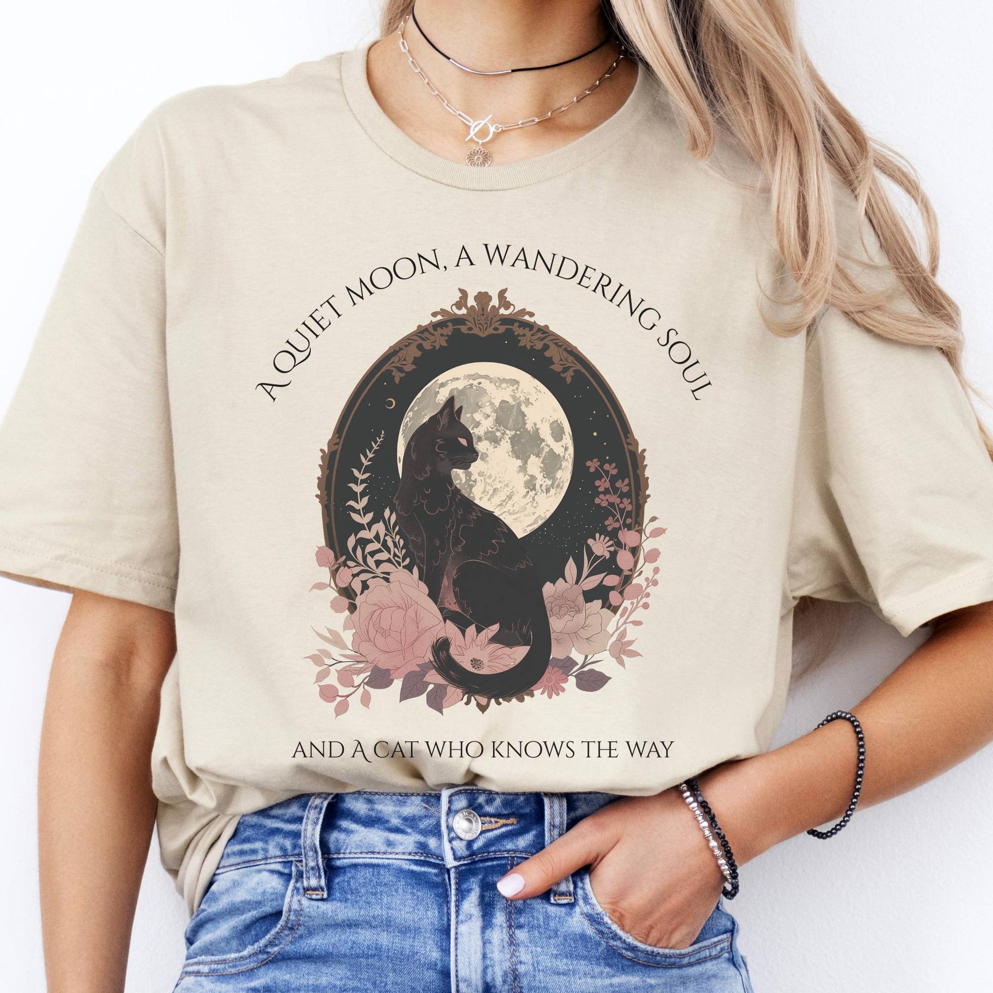 T-Shirt The Cat Who Knows The Way Poetry T-Shirt The Mystic Eden