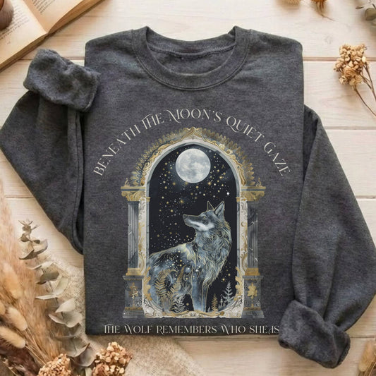 Sweatshirt Dark Heather / S Beneath The Moon The Wolf Remembers Who She Is Sweatshirt The Mystic Eden