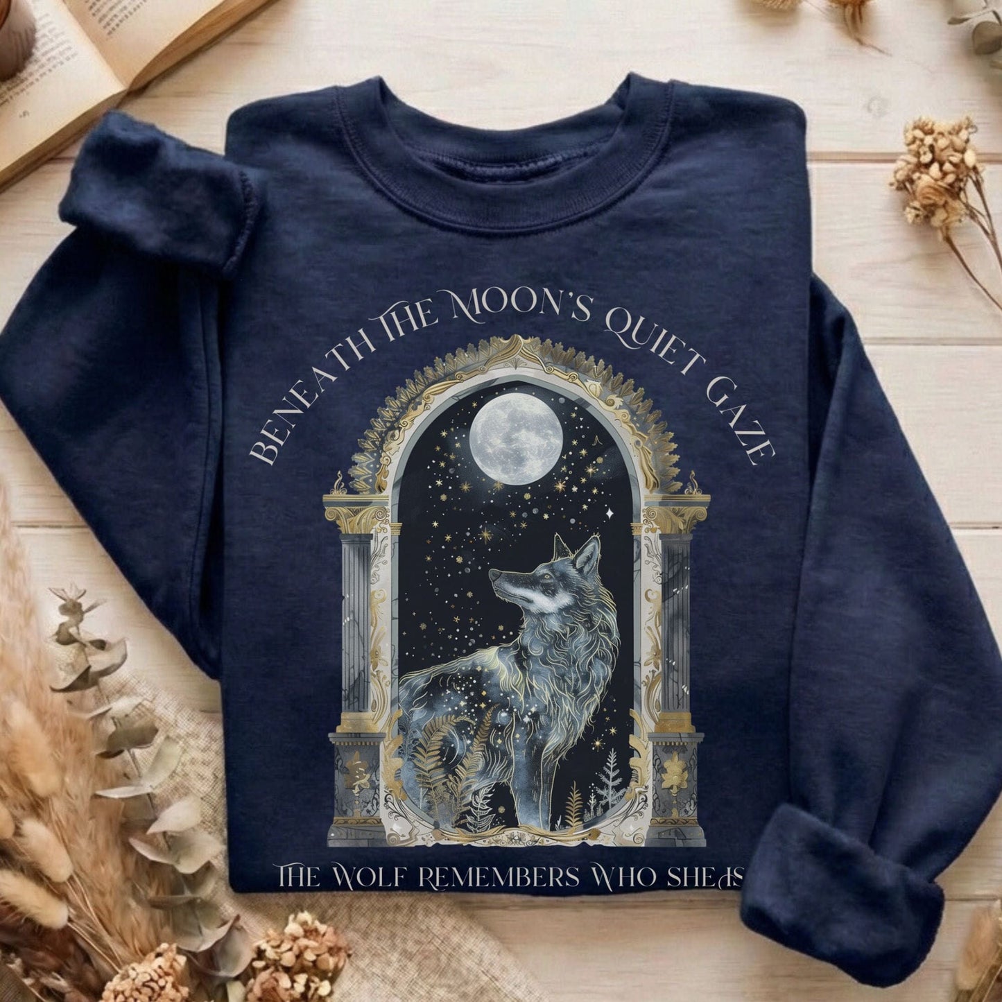 Sweatshirt Navy / S Beneath The Moon The Wolf Remembers Who She Is Sweatshirt The Mystic Eden