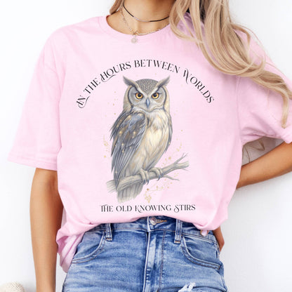 T-Shirt The Old Knowing Stirs Mystical Owl T-Shirt The Mystic Eden