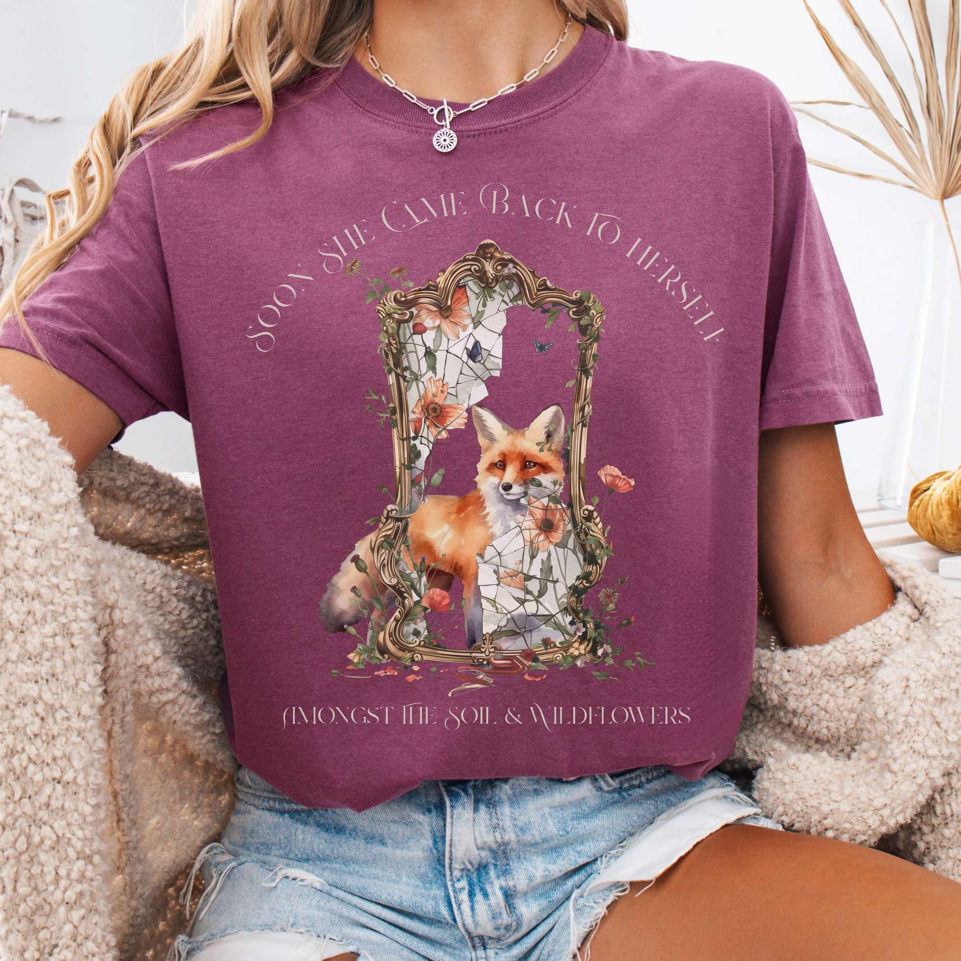 T-Shirt Berry / S Soon She Came Back to Herself T-Shirt The Mystic Eden
