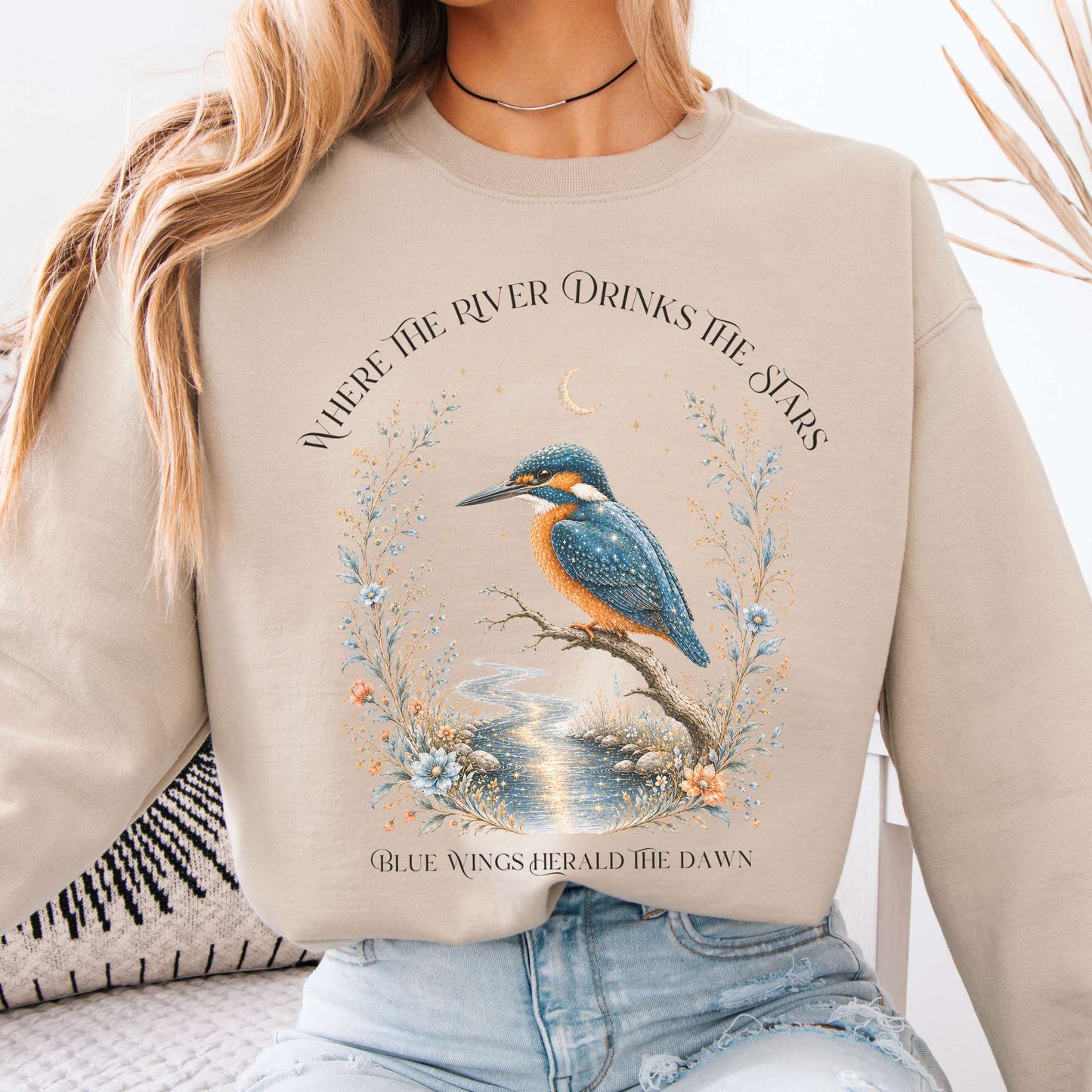 Sweatshirt Sand / S Where the River Drinks the Stars Crewneck Sweatshirt The Mystic Eden