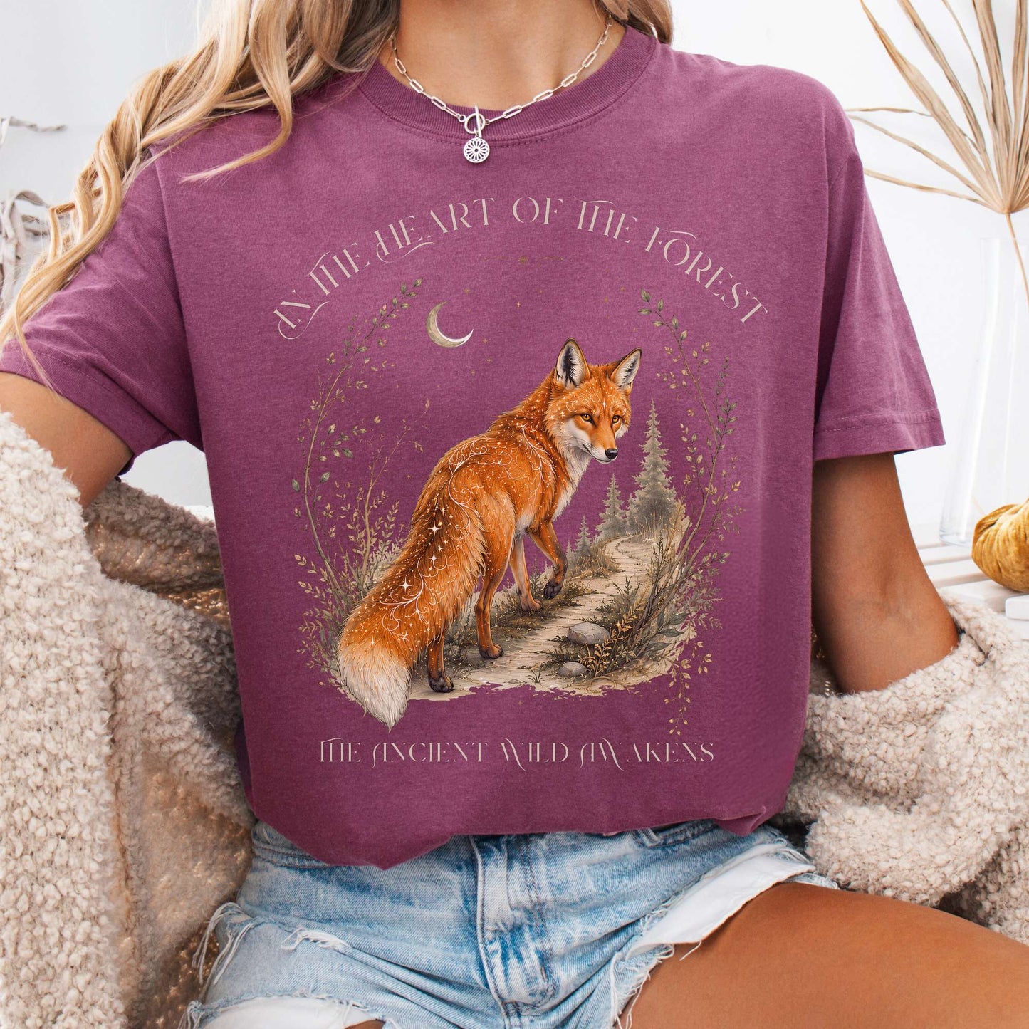 T-Shirt Berry / S In the Heart of the Forest The Ancient Wild Awakens Fox T-Shirt The Mystic Eden