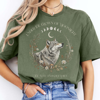 Under the Crown of Moonlight Wolf T-Shirt