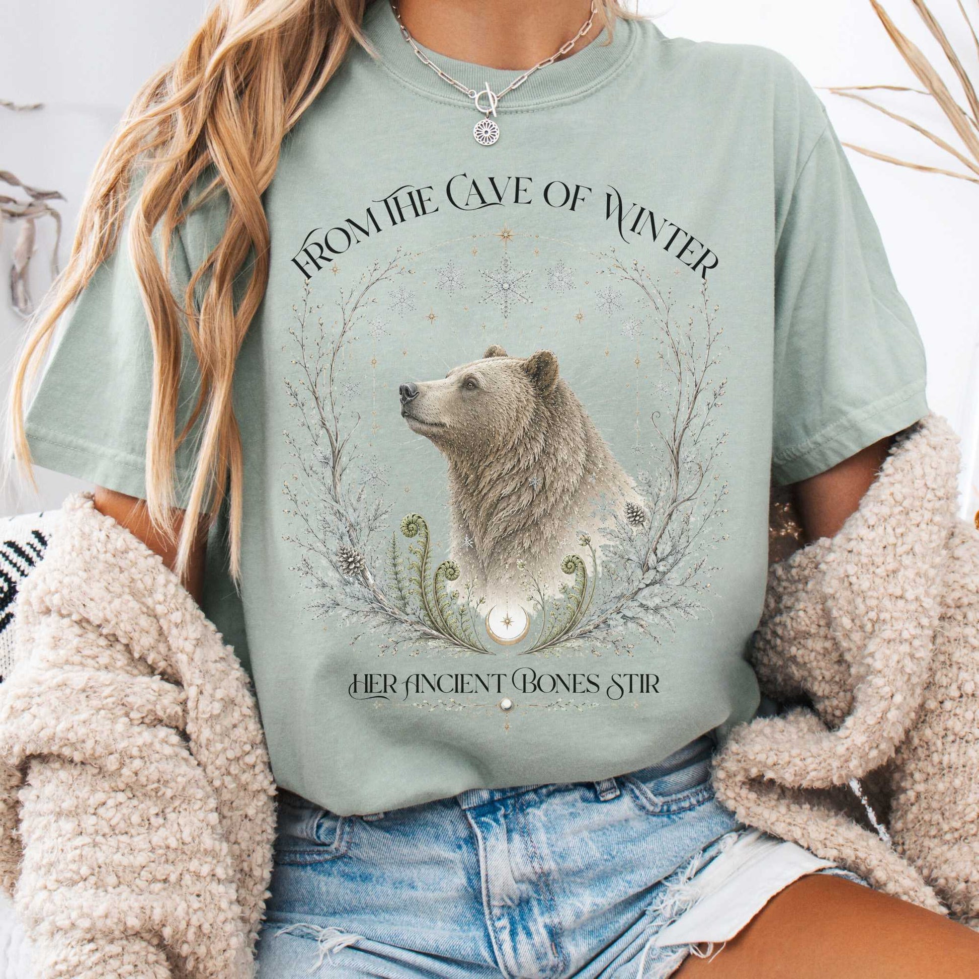 T-Shirt Bay / S From the Cave of Winter Her Ancient Bones Stir T-Shirt The Mystic Eden