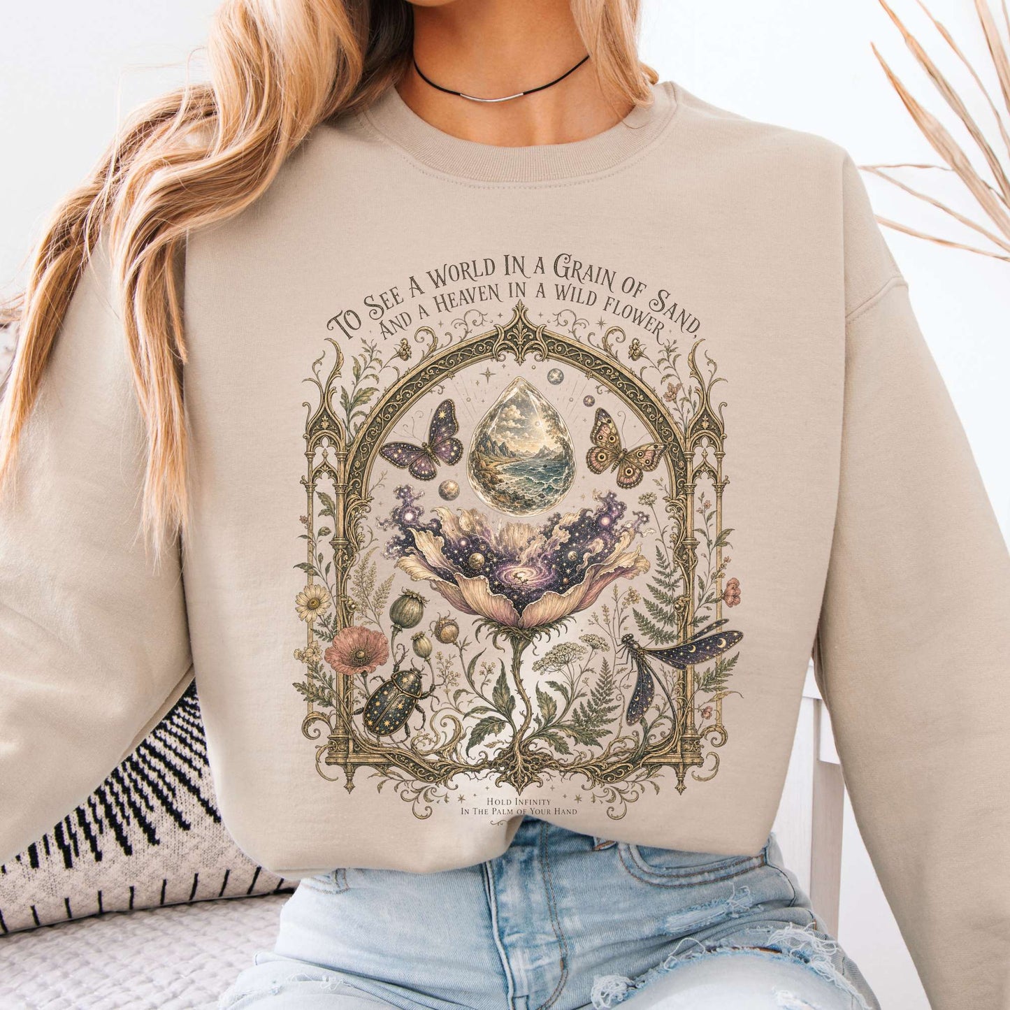Sweatshirt Sand / S To See a World in a Grain of Sand William Blake Literary Crewneck Sweatshirt The Mystic Eden