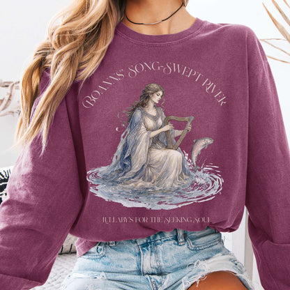 Long-sleeve Berry / S Boann's Song-Swept River Celtic Mythology Long Sleeve The Mystic Eden
