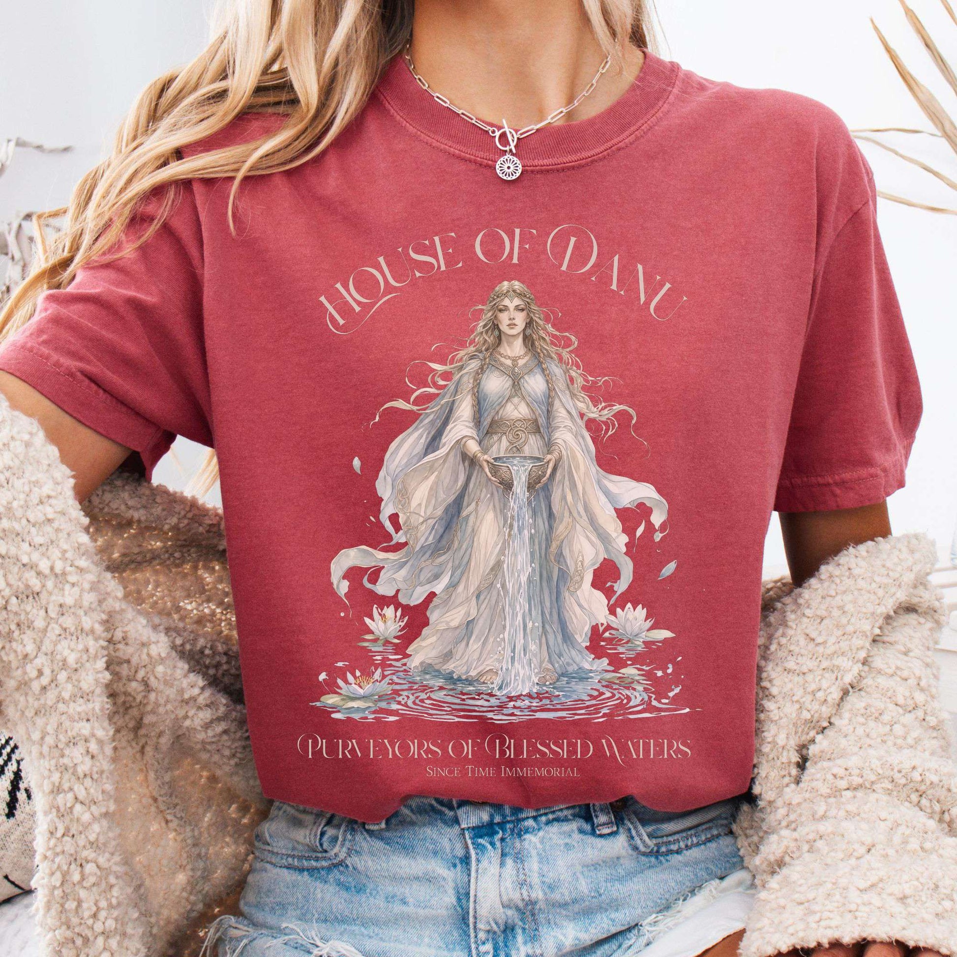 T-Shirt Crimson / S House of Danu Celtic Mythology T-Shirt The Mystic Eden