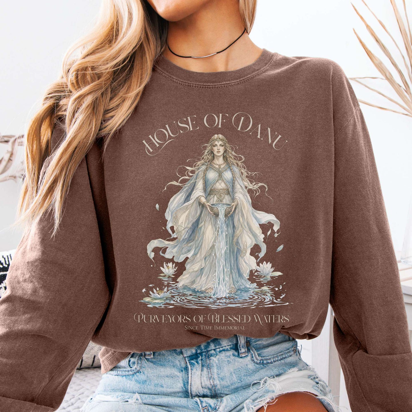 Long-sleeve Espresso / S House of Danu Celtic Mythology Long Sleeve The Mystic Eden