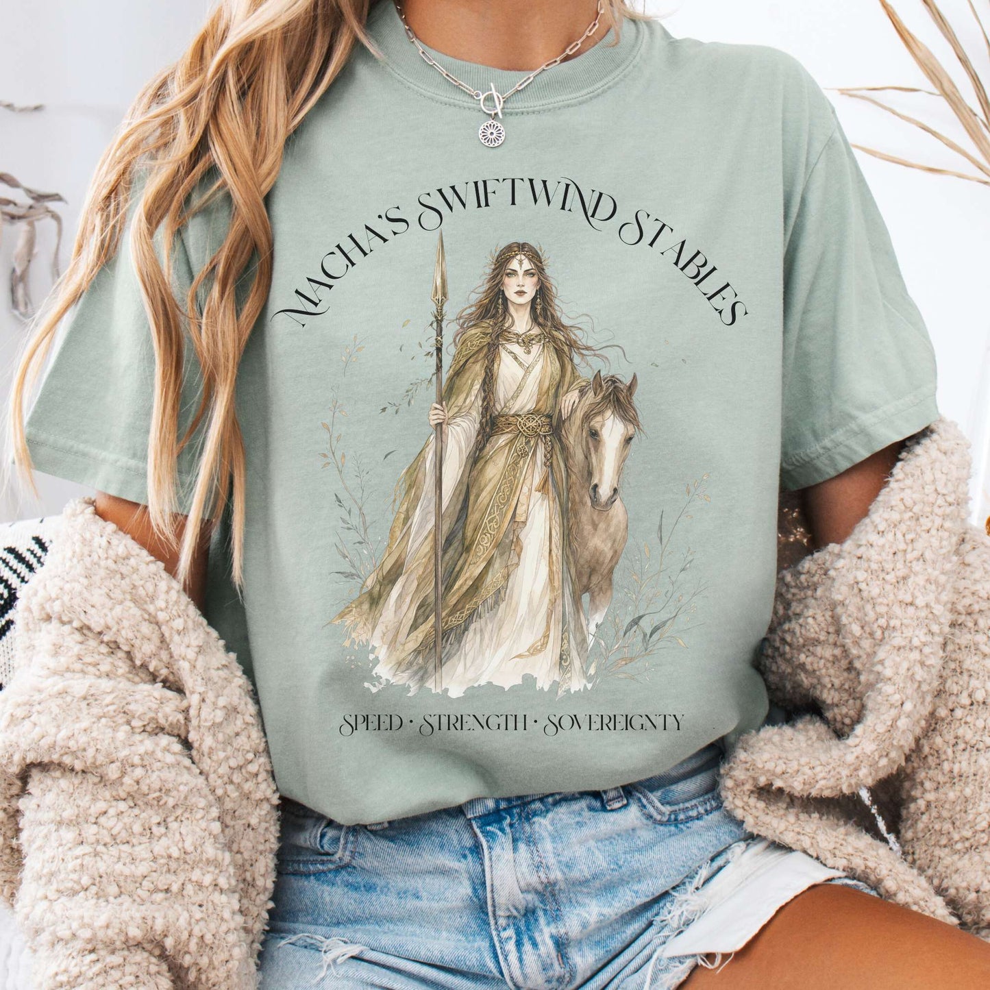 T-Shirt Bay / S Macha's Swiftwind Stables Irish Mythology T-Shirt The Mystic Eden