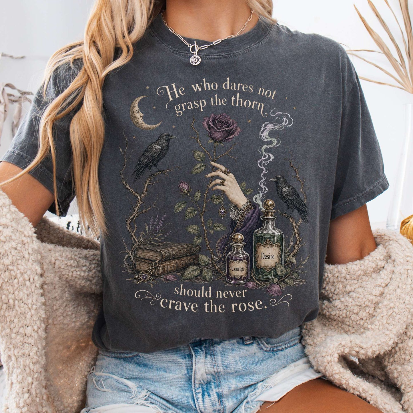 T-Shirt Pepper / S He Who Dares Not Grasp the Thorn Anne Brontë Literary T-Shirt The Mystic Eden