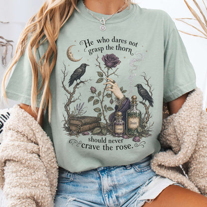 T-Shirt Bay / S He Who Dares Not Grasp the Thorn Anne Brontë Literary T-Shirt The Mystic Eden