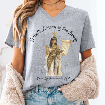 V-neck Athletic Heather / S Design 355 V-neck The Mystic Eden