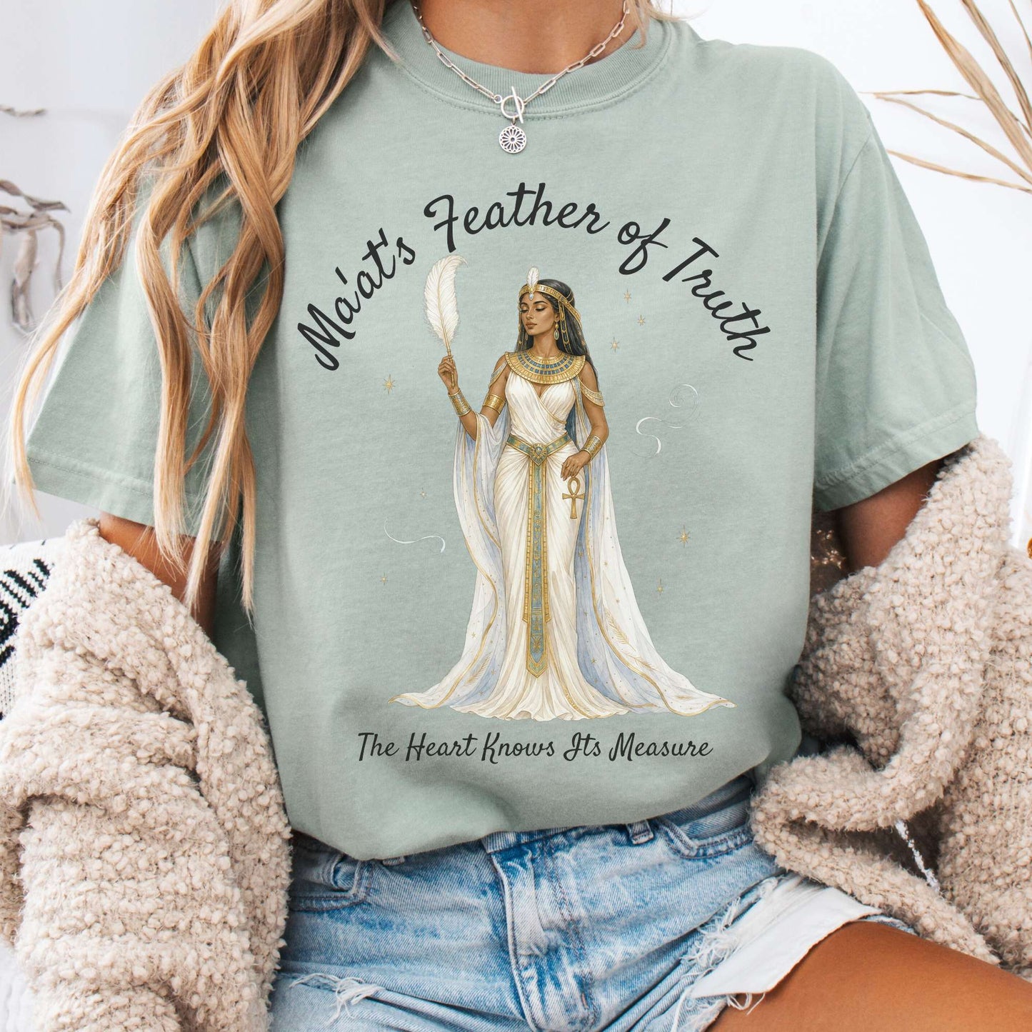 T-Shirt Bay / S Ma'at's Feather of Truth Egyptian Mythology T-Shirt The Mystic Eden
