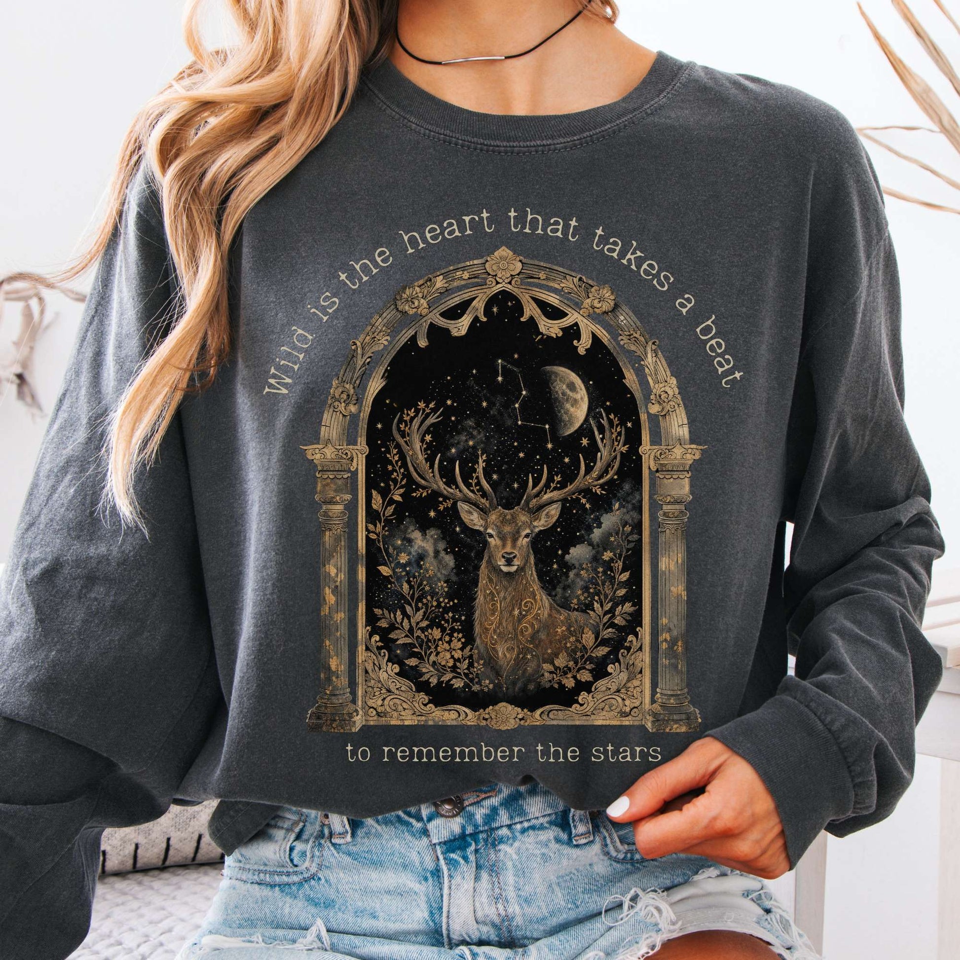 Long-sleeve Pepper / S Wild Is the Heart Mythical Stag Stargazing Long Sleeve The Mystic Eden