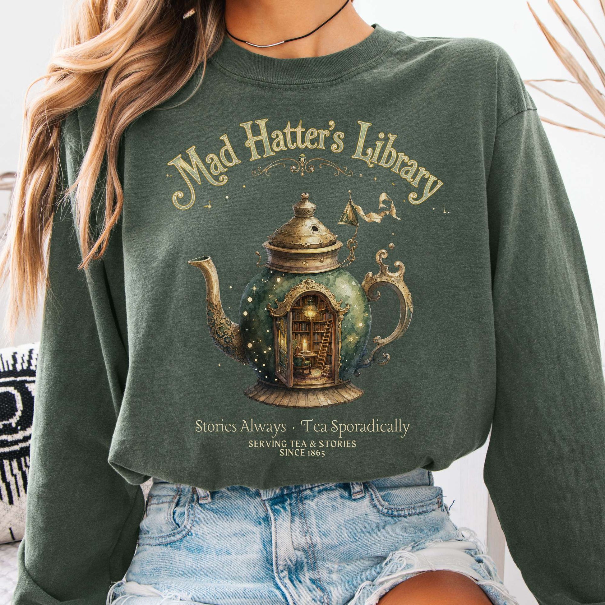 Long-sleeve Hemp / S Mad Hatter's Library Lewis Carroll Literary Long Sleeve The Mystic Eden