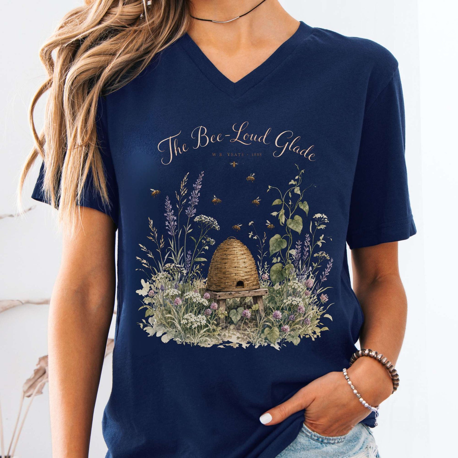 V-neck Navy / S The Bee-Loud Glade W.B. Yeats Literary V-Neck The Mystic Eden
