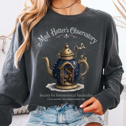 Long-sleeve Pepper / S Mad Hatter's Observatory Lewis Carroll Literary Long Sleeve The Mystic Eden