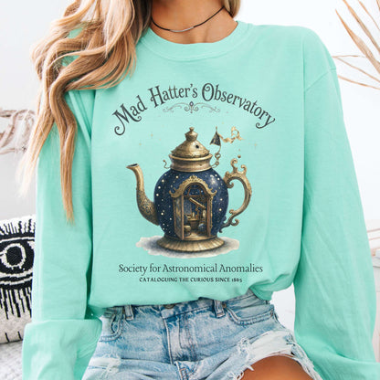 Long-sleeve Island Reef / S Mad Hatter's Observatory Lewis Carroll Literary Long Sleeve The Mystic Eden