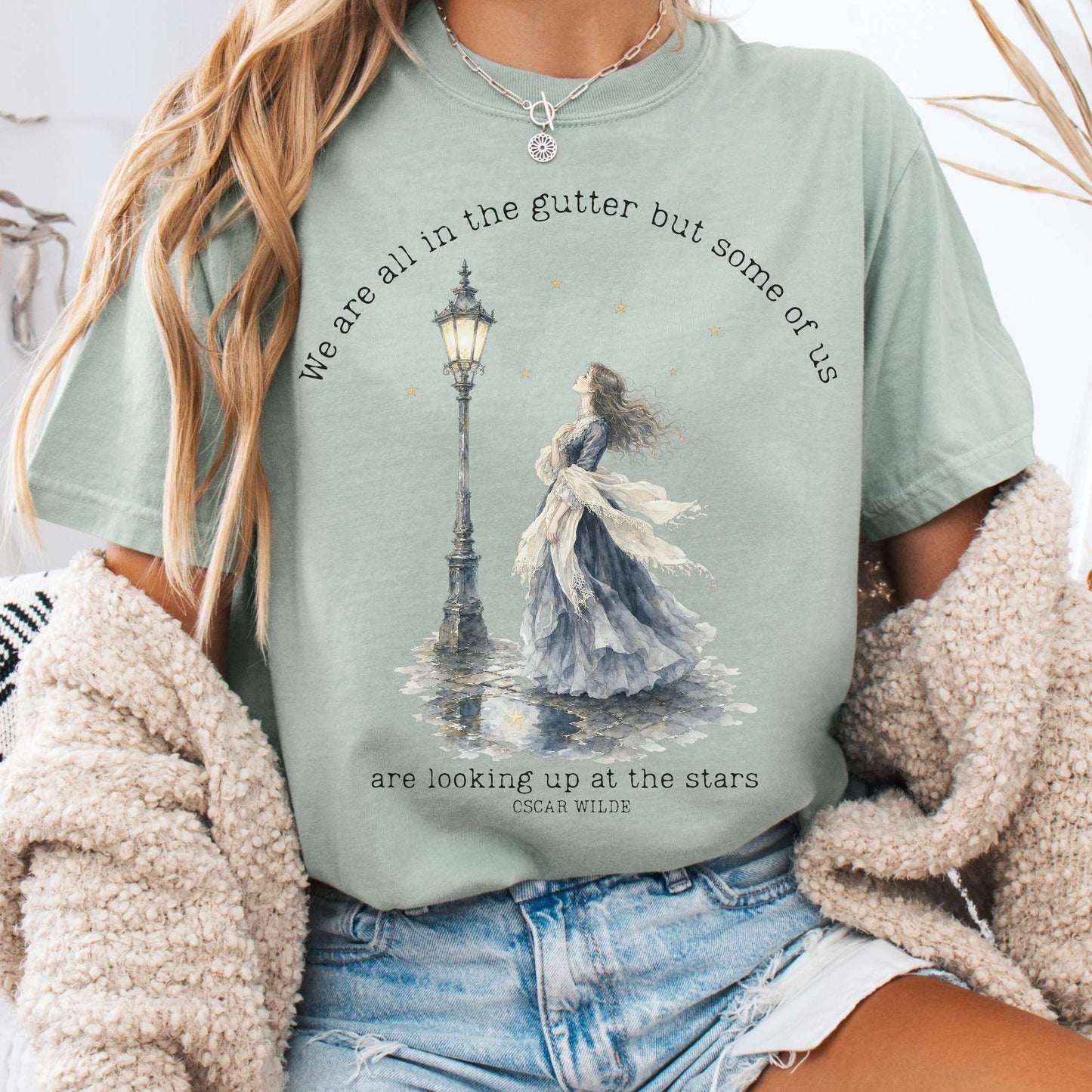 T-Shirt Bay / S We Are All In The Gutter Oscar Wilde Literary T-Shirt The Mystic Eden