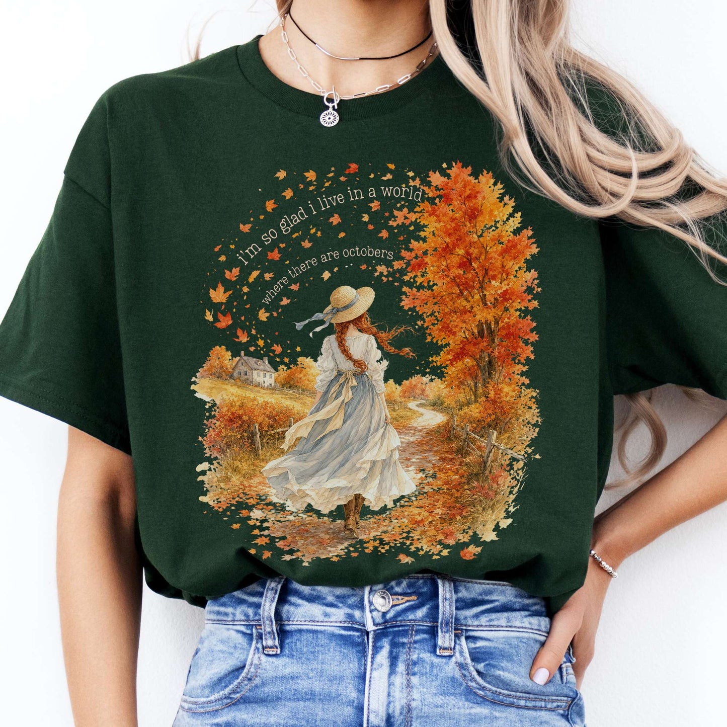 I'm So Glad I Live In A World Anne of Green Gables Literary T-Shirt