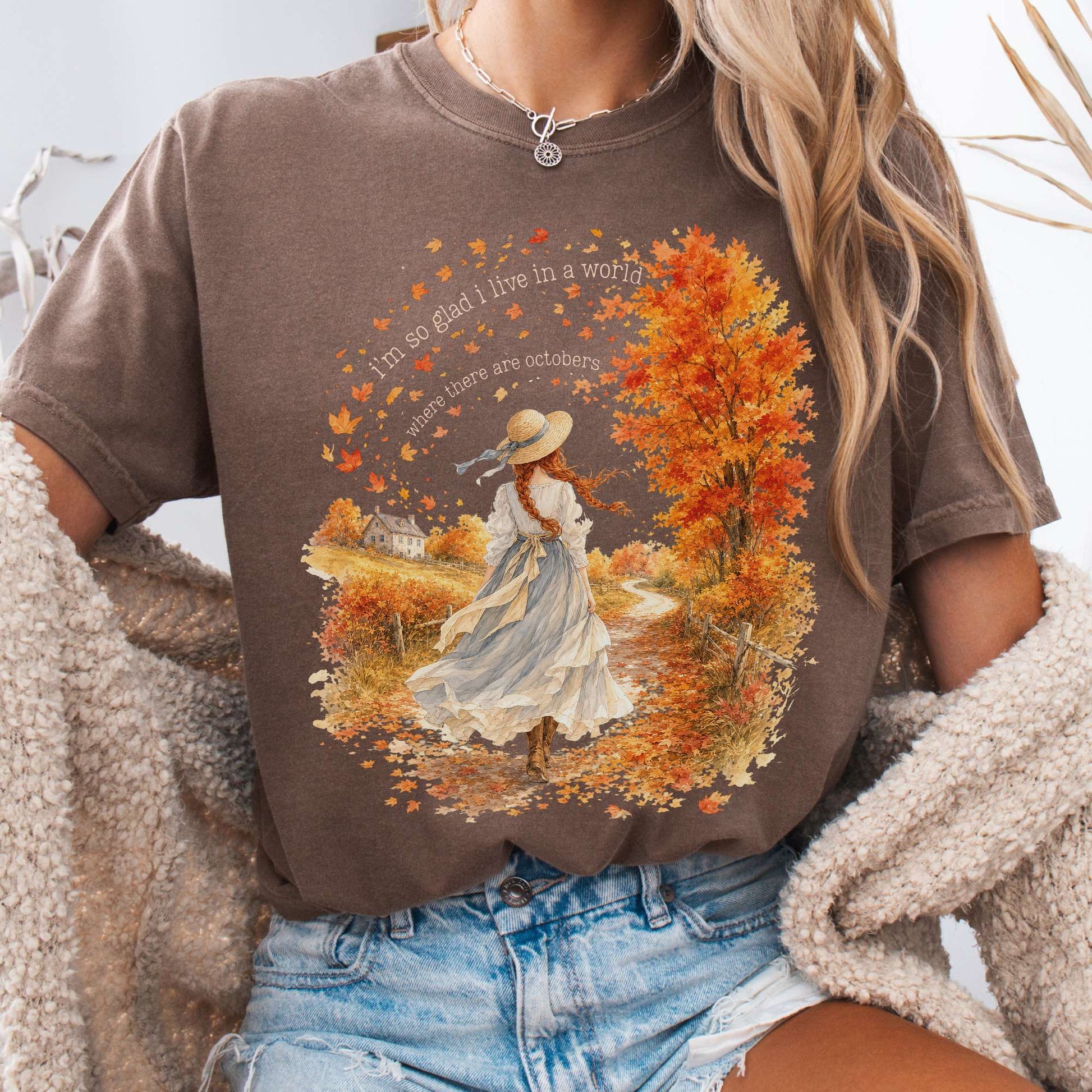 T-Shirt Espresso / S I'm So Glad I Live In A World Anne of Green Gables Literary T-Shirt The Mystic Eden