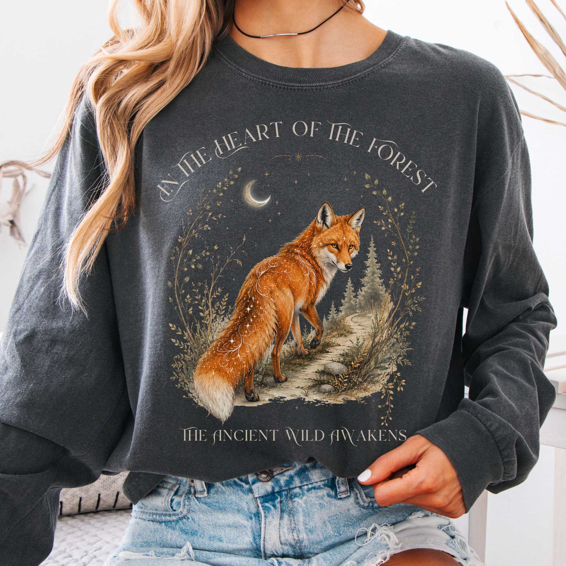 Long-sleeve Pepper / S In the Heart of the Forest The Ancient Wild Awakens Fox Long Sleeve The Mystic Eden