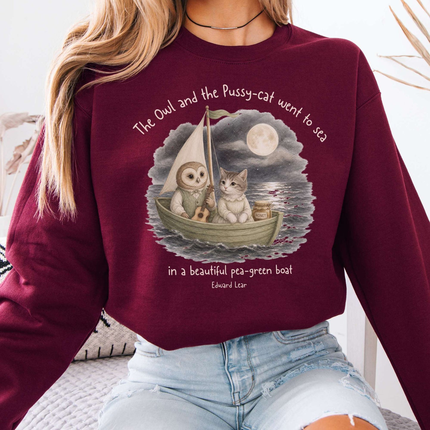 The Owl and the Pussy-Cat Edward Lear Literary Crewneck Sweatshirt
