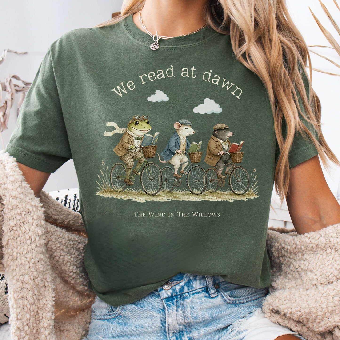 We Read at Dawn The Wind in the Willows Literary T-Shirt